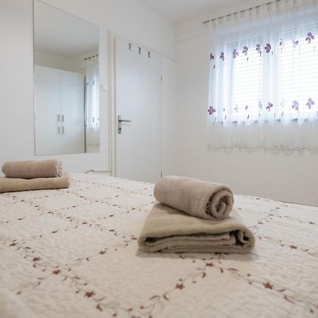 Apartman Ruza Podgora Exterior foto